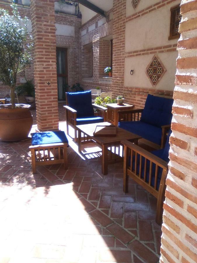Apartmentos El Alfar Del Sacramento Toledo Bagian luar foto